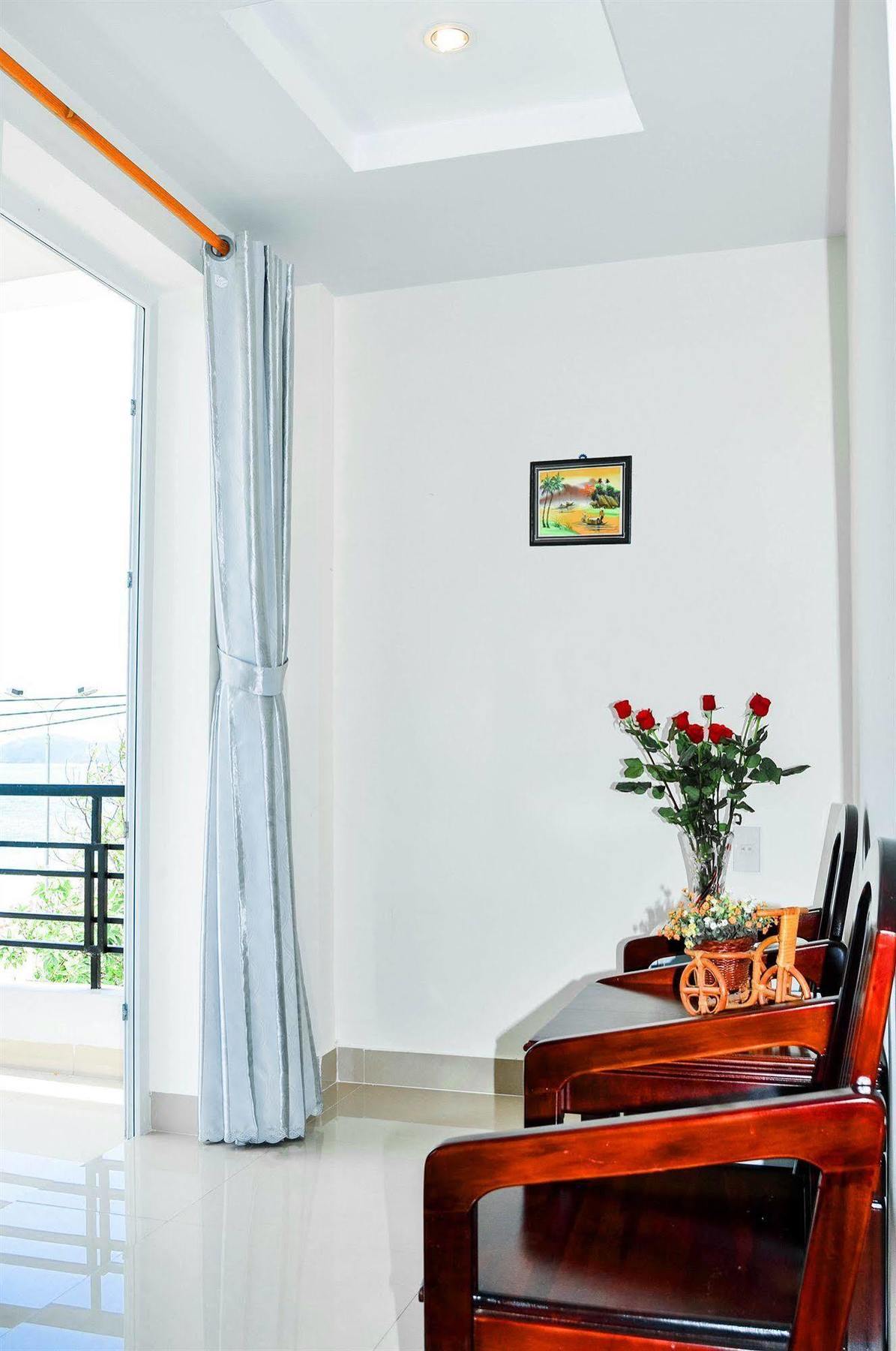 Thien Thanh Hotel - E Dragon Nha Trang Buitenkant foto