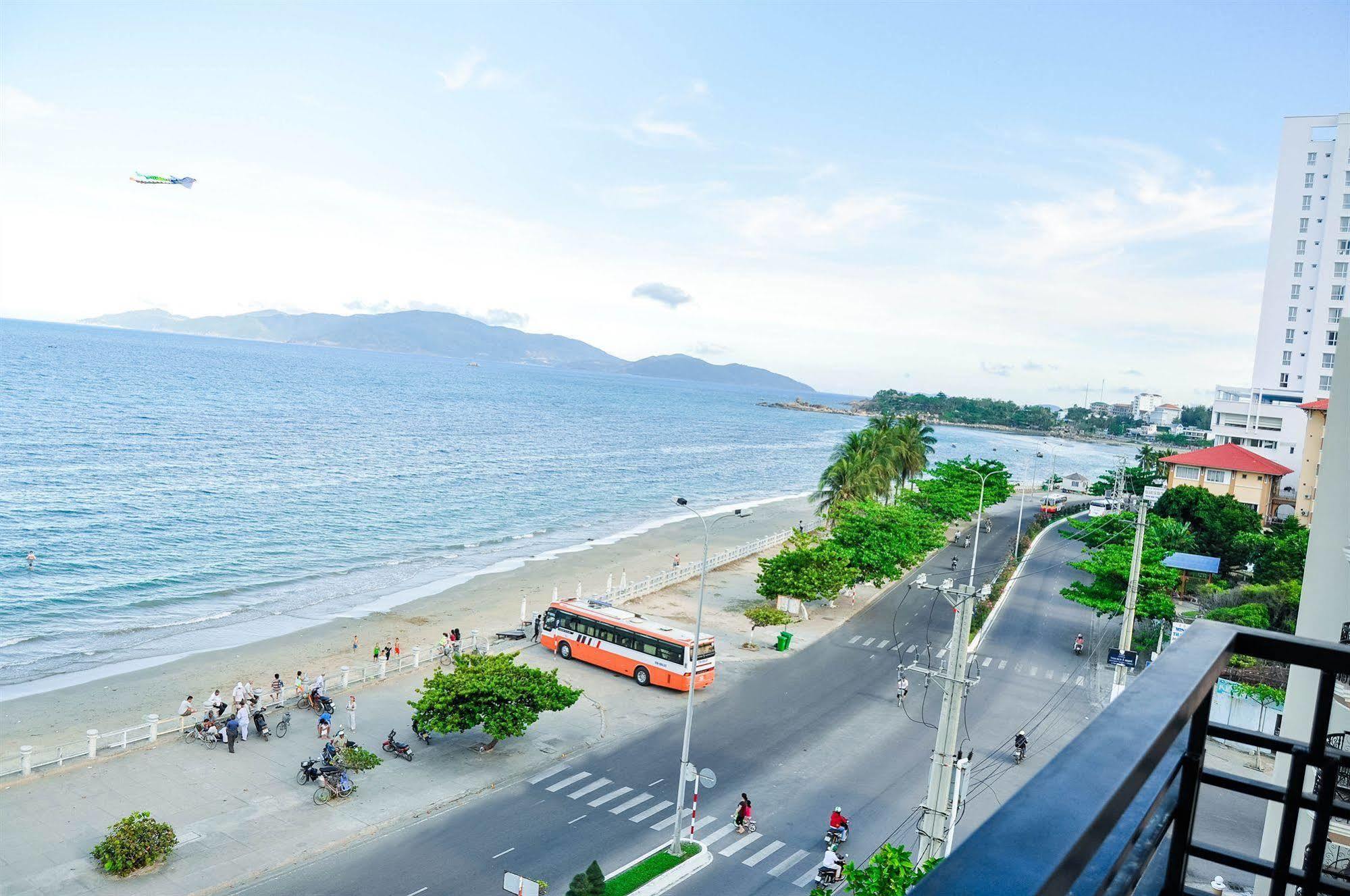 Thien Thanh Hotel - E Dragon Nha Trang Buitenkant foto